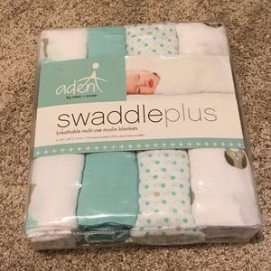 Cotton muslin swaddle blankets